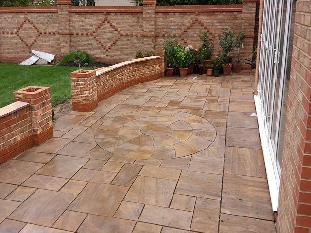 patio-cleaning-1-kireth-ai